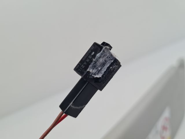 bontott VW GOLF VII Jobb Napellenző