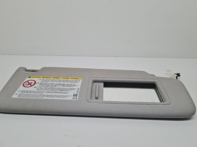 bontott VW GOLF VII Jobb Napellenző