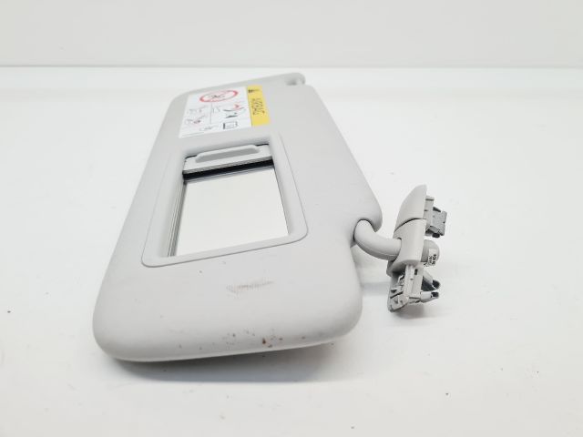 bontott VW GOLF VII Jobb Napellenző