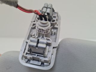 bontott VW GOLF VII Jobb Napellenző