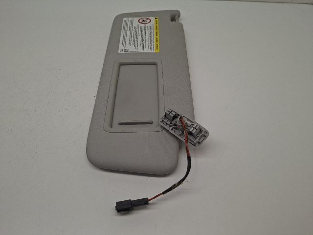 bontott VW GOLF VII Jobb Napellenző