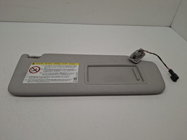 bontott VW GOLF VII Jobb Napellenző