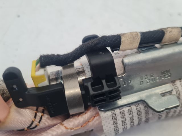 bontott VW GOLF VII Jobb Oldallégzsák