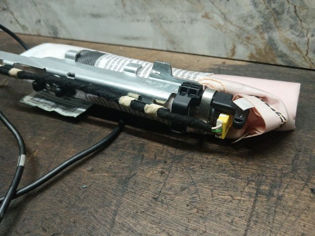 bontott VW GOLF VII Jobb Oldallégzsák