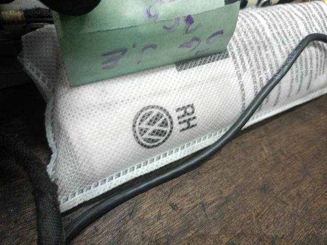 bontott VW GOLF VII Jobb Oldallégzsák