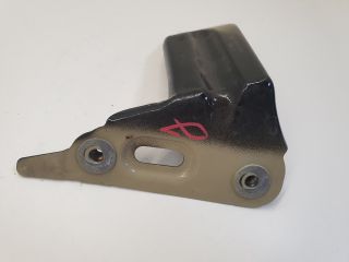 bontott VW GOLF VII Jobb Sárvédő Oldaltartó