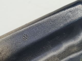 bontott VW GOLF VII Jobb Sárvédő Oldaltartó