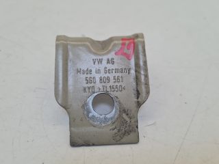 bontott VW GOLF VII Jobb Sárvédő Oldaltartó