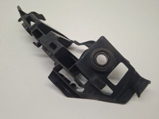 bontott VW GOLF VII Jobb Sárvédő Oldaltartó