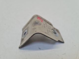 bontott VW GOLF VII Jobb Sárvédő Oldaltartó