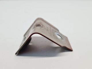 bontott VW GOLF VII Jobb Sárvédő Oldaltartó