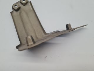 bontott VW GOLF VII Jobb Sárvédő Oldaltartó