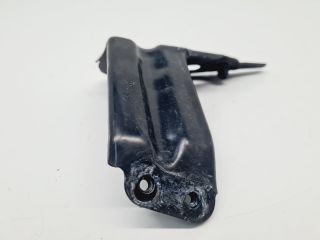 bontott VW GOLF VII Jobb Sárvédő Oldaltartó