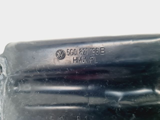 bontott VW GOLF VII Jobb Sárvédő Oldaltartó