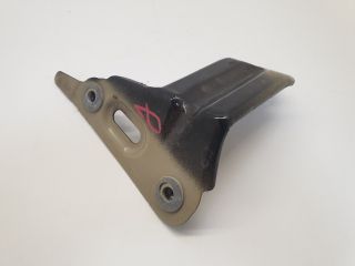 bontott VW GOLF VII Jobb Sárvédő Oldaltartó