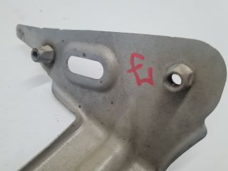 bontott VW GOLF VII Jobb Sárvédő Oldaltartó