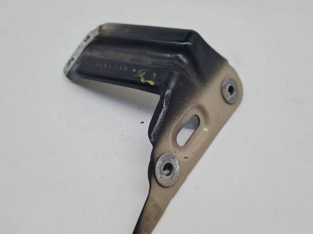 bontott VW GOLF VII Jobb Sárvédő Oldaltartó