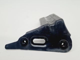 bontott VW GOLF VII Jobb Sárvédő Oldaltartó