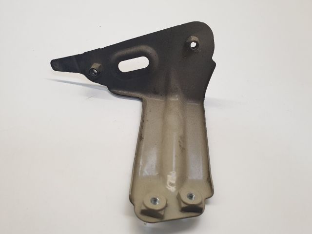 bontott VW GOLF VII Jobb Sárvédő Oldaltartó