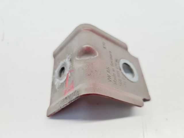 bontott VW GOLF VII Jobb Sárvédő Oldaltartó