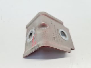 bontott VW GOLF VII Jobb Sárvédő Oldaltartó