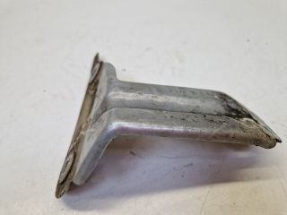 bontott VW GOLF VII Jobb Sárvédő Oldaltartó