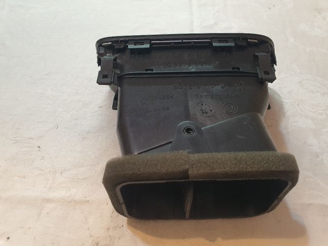 bontott VW GOLF VII Jobb Szellőző