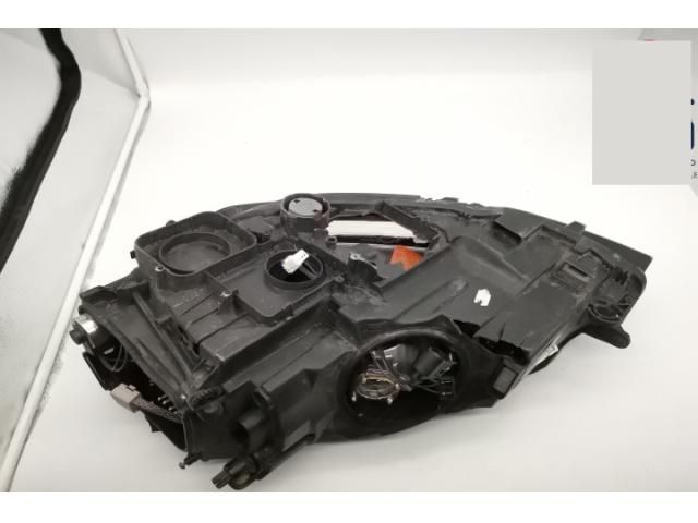 bontott VW GOLF VII Jobb Xenon Fényszóró