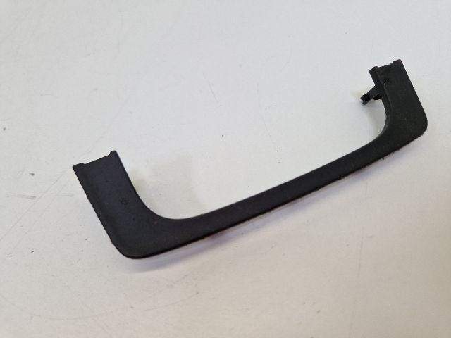 bontott VW GOLF VII Kábelcsatorna Fedél