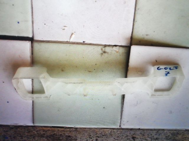 bontott VW GOLF VII Kapaszkodó (Pozíciófüggetlen)