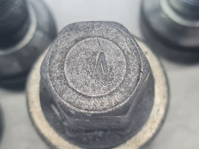 bontott VW GOLF VII Kerékőr Szett