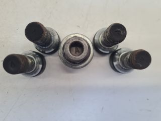 bontott VW GOLF VII Kerékőr Szett