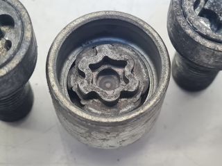 bontott VW GOLF VII Kerékőr Szett