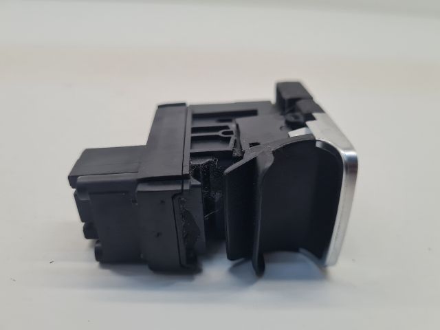 bontott VW GOLF VII Kézifék Kapcsoló