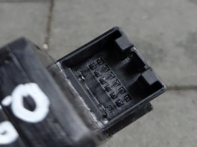 bontott VW GOLF VII Kézifék Kapcsoló