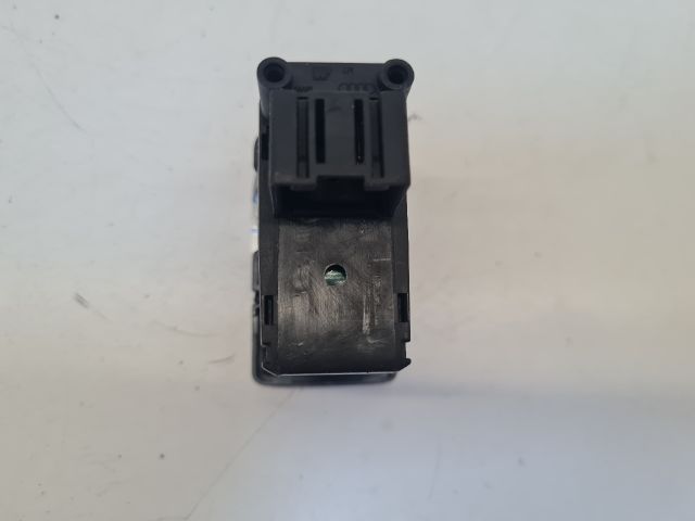 bontott VW GOLF VII Kézifék Kapcsoló