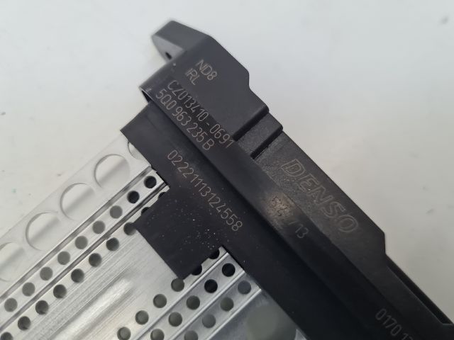 bontott VW GOLF VII Kiegészítő Fűtéscső