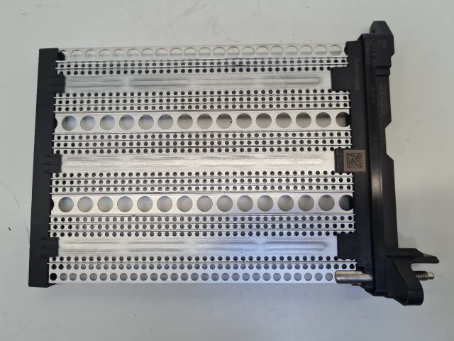 bontott VW GOLF VII Kiegészítő Fűtéscső