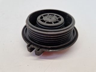 bontott VW GOLF VII Kiegyenlítőtartály Sapka