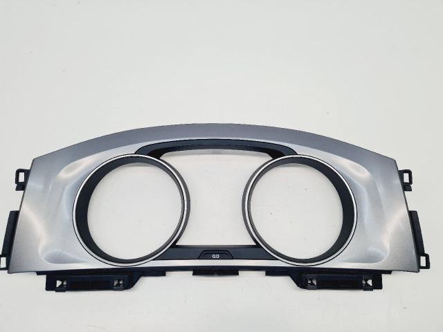 bontott VW GOLF VII Kilométeróra Keret