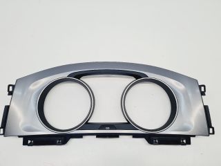 bontott VW GOLF VII Kilométeróra Keret