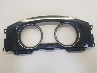 bontott VW GOLF VII Kilométeróra Keret