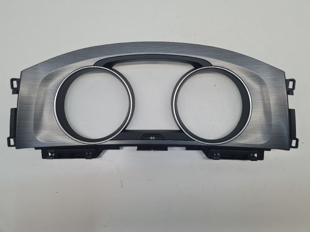 bontott VW GOLF VII Kilométeróra Keret