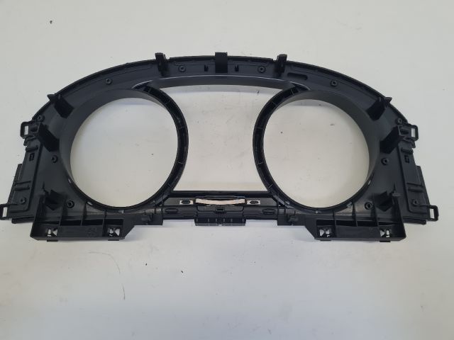 bontott VW GOLF VII Kilométeróra Keret