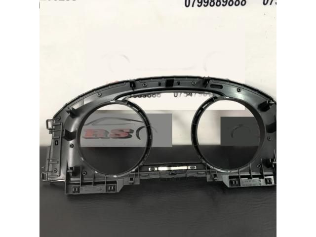 bontott VW GOLF VII Kilométeróra Keret