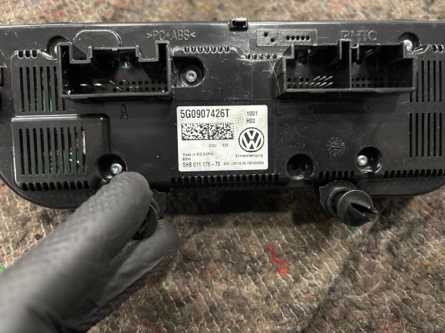 bontott VW GOLF VII Klíma Kapcsoló