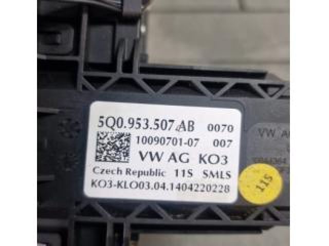 bontott VW GOLF VII Komplett Kormánykapcsoló (Bajuszkapcsoló)