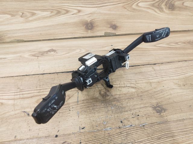 bontott VW GOLF VII Komplett Kormánykapcsoló (Bajuszkapcsoló)