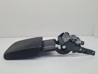 bontott VW GOLF VII Könyöklő