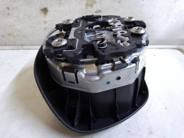 bontott VW GOLF VII Kormánylégzsák